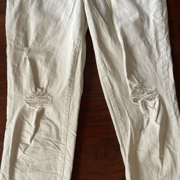 Cream Jeans - Picture 2 of 3